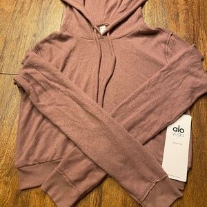 Alo Yoga Getaway Hoodie Cropped Long Sleeve